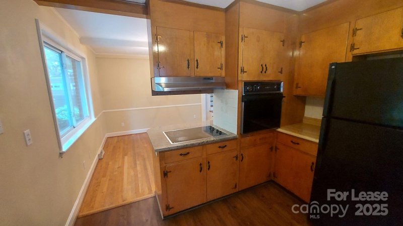 Property image 5 of 3813 Selwyn Avenue in Myers Park, Charlotte, NC 28209