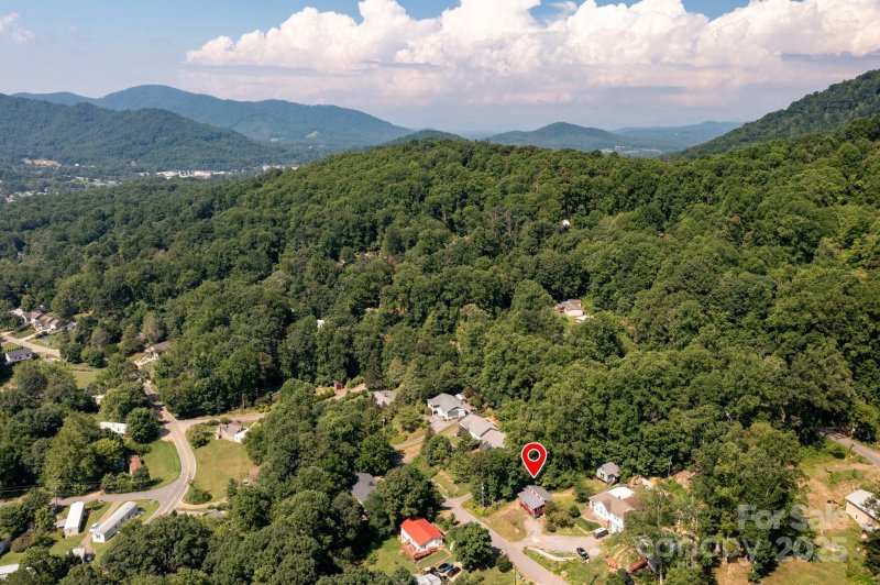 Property image 3 at 109 Azalea Avenue, Swannanoa, NC 28778