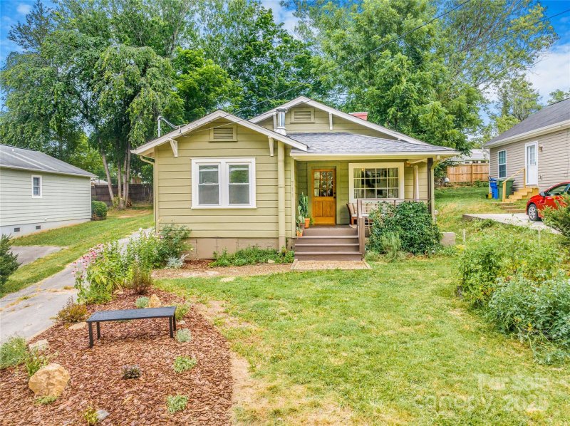 Property image 2 at 711 Reed Street, Asheville, NC 28803