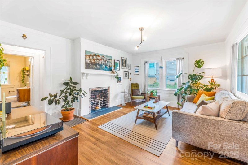 Property image 5 at 711 Reed Street, Asheville, NC 28803