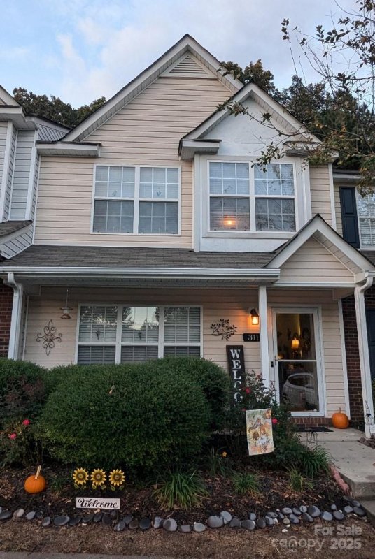 Property image 3 of 311 Wilkes Place Drive in The Townes at River Crossing, Fort Mill, SC 29715