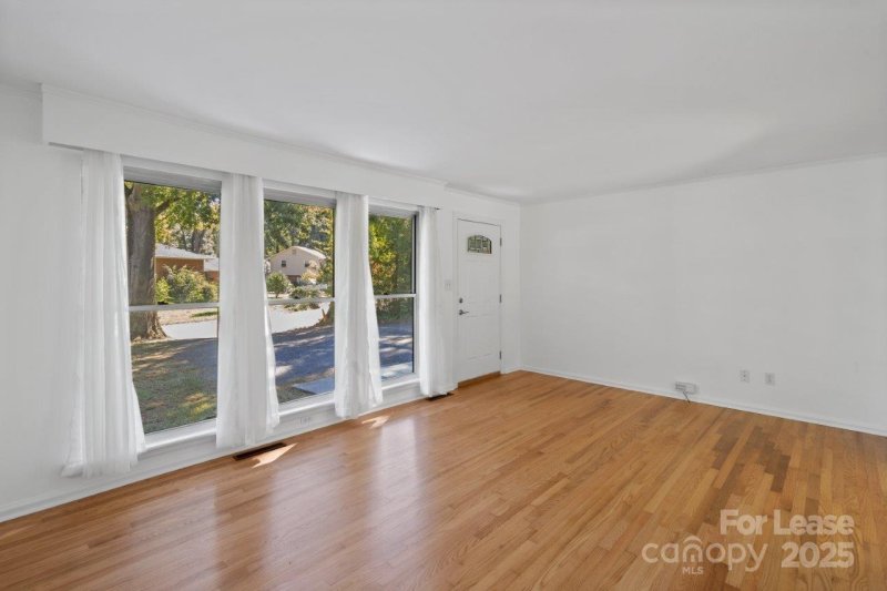 Property image 5 at 5012 Furman Place, Charlotte, NC 28210