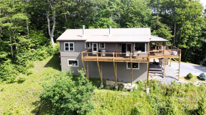 Property image 3 at 211 Sky Drive, Maggie Valley, NC 28751