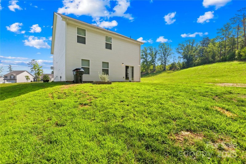 Property image 5 of 107 Frank Burns Way in Beason Creek, Kings Mountain, NC 28086