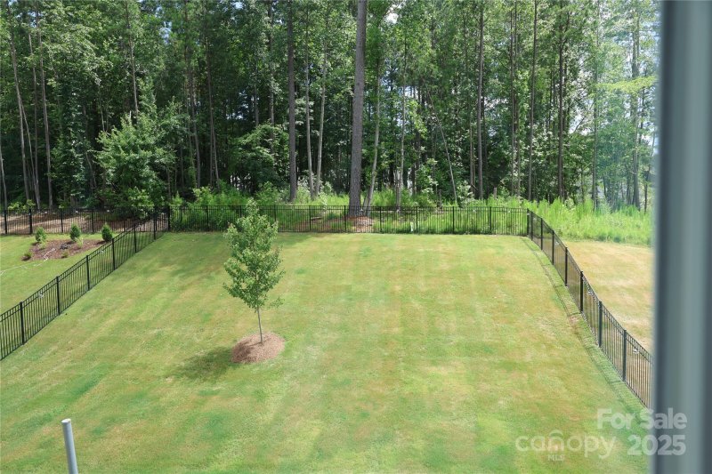 Property image 5 at 136 Dogwood Grove Place, Troutman, NC 28166