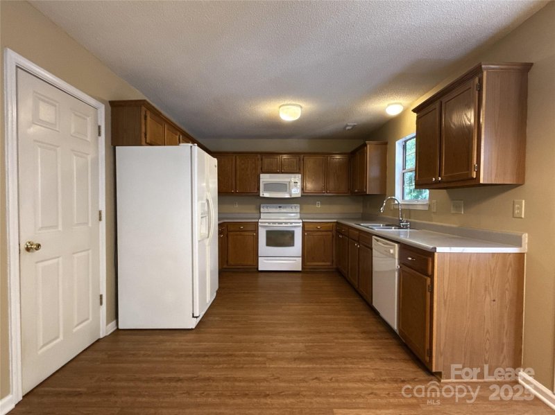 Property image 5 at 12823 Diamond Drive, Pineville, NC 28134