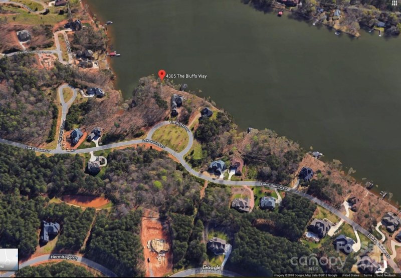 Property image 2 of 4305 The Bluffs Way in Reflection Pointe, Belmont, NC 28012