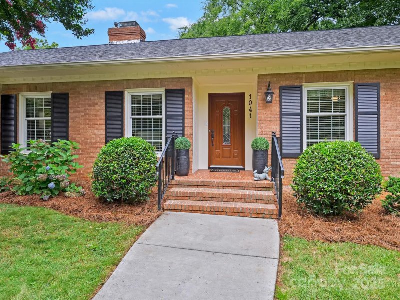Property image 2 at 1041 Regency Drive, Charlotte, NC 28211