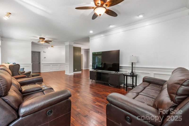 Property image 5 at 7648 Forest Oak Drive, Denver, NC 28037