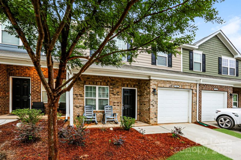 Property image 3 at 7442 Sienna Heights Place, Charlotte, NC 28213