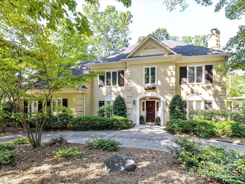 6546 Chestnut Grove Lane