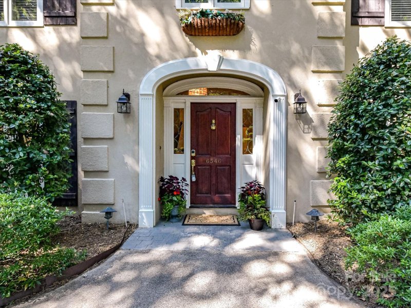 Property image 2 at 6546 Chestnut Grove Lane, Charlotte, NC 28210