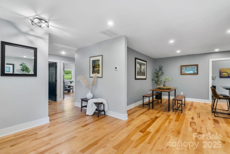 Property image 5 at 11 Upland Road, Asheville, NC 28804