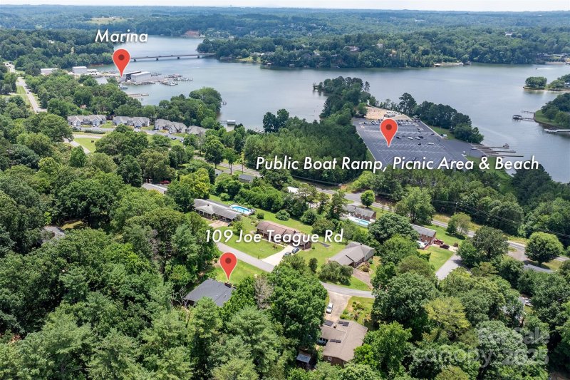 Property image 2 at 109 Joe Teague Road, Hickory, NC 28601