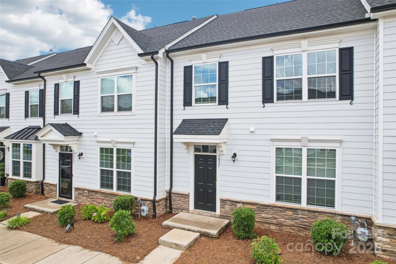 Property image 3 at 5037 Patton Drive, Cramerton, NC 28056