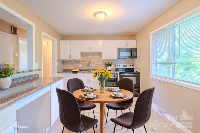 Property image 4 at 2519 Abelwood Road, Charlotte, NC 28216