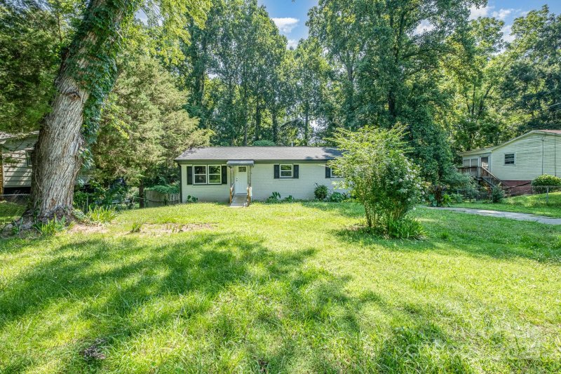 Property image 4 at 1048 Shenandoah Drive, Gastonia, NC 28052