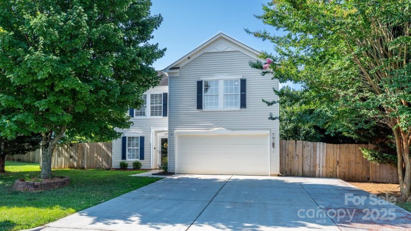 Property image 2 of 133 Boiling Brook Drive in Olde Statesville, Statesville, NC 28625