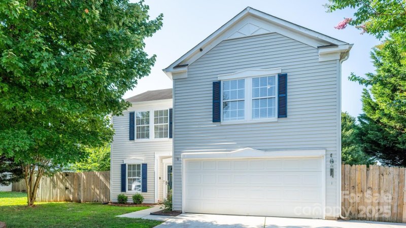 Property image 4 of 133 Boiling Brook Drive in Olde Statesville, Statesville, NC 28625