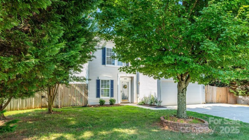 Property image 5 of 133 Boiling Brook Drive in Olde Statesville, Statesville, NC 28625