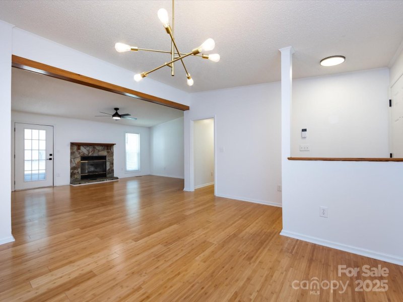 Property image 3 at 7960 Tiburon Circle, Charlotte, NC 28215