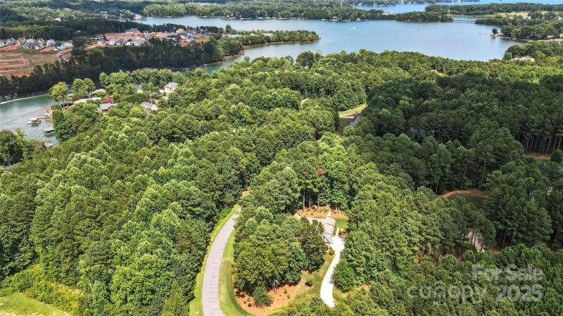 Property image 4 at 4642 Gold Finch Drive, Denver, NC 28037