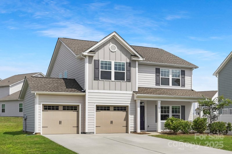 Property image 3 of 6032 Santee River Way in Villages at South Fork, Belmont, NC 28012