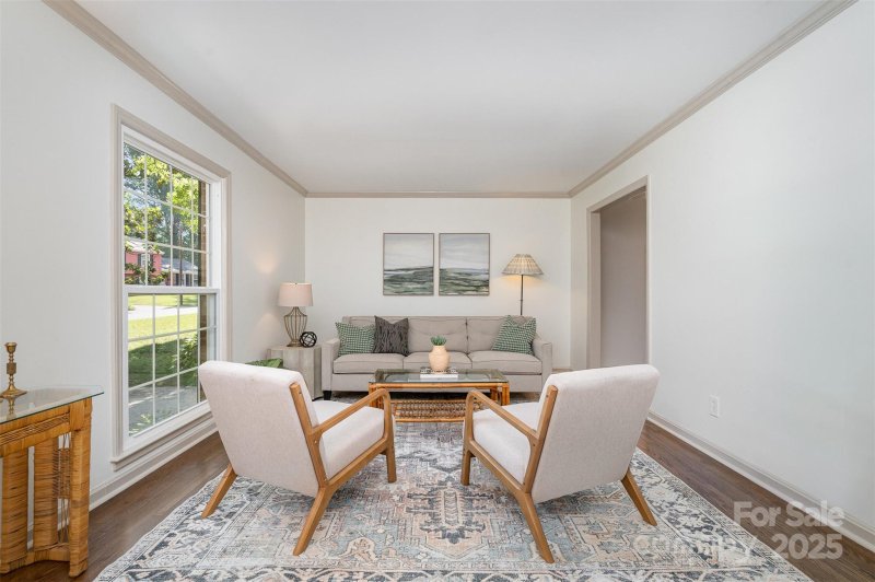 Property image 4 at 3406 Erinbrook Lane, Charlotte, NC 28215