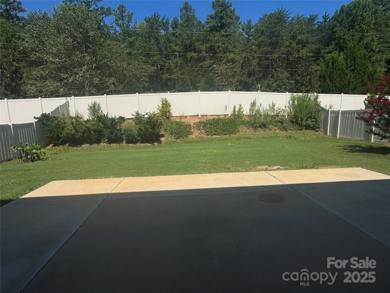 Property image 5 of 15213 Red Canoe Way in Ridgewater, Charlotte, NC 28278