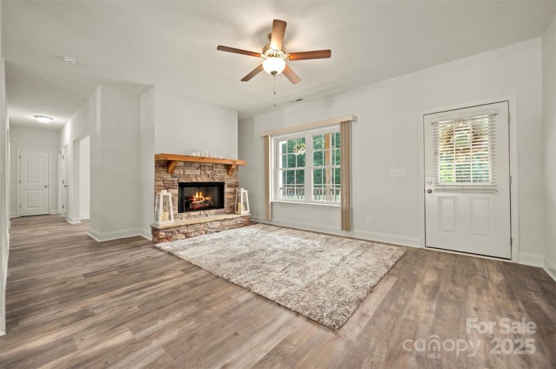 Property image 5 at 321 Benjamins Way, Hendersonville, NC 28792