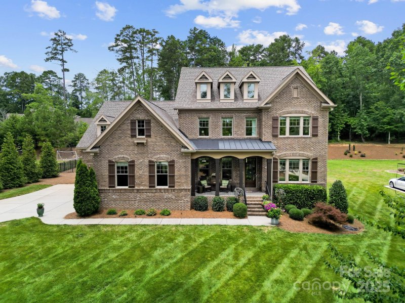 Property image 3 at 4003 Capullo Court, Matthews, NC 28104