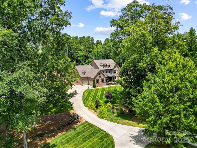 Property image 5 at 4003 Capullo Court, Matthews, NC 28104