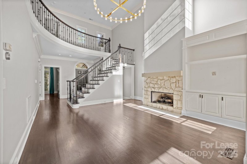 Property image 3 of 527 Queens Road in Myers Park, Charlotte, NC 28207