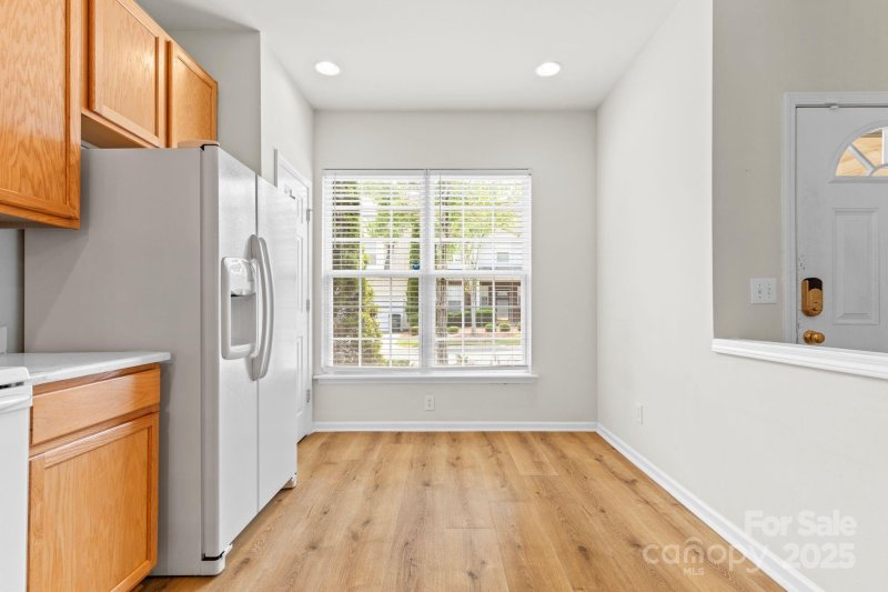 Property image 4 at 10906 Stone Trail Road, Charlotte, NC 28213