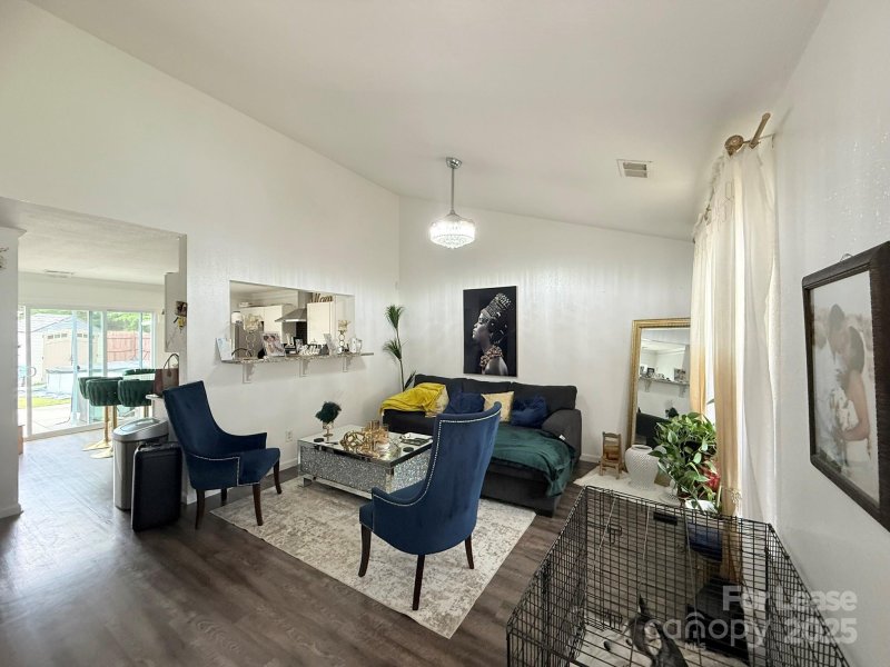 Property image 5 of 856 Raindrops Road in Sundance Village, Gastonia, NC 28054