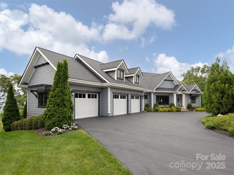 Property image 2 of 89 N Snow Ridge Drive in Grand Highlands at Bearwallow, Hendersonville, NC 28792