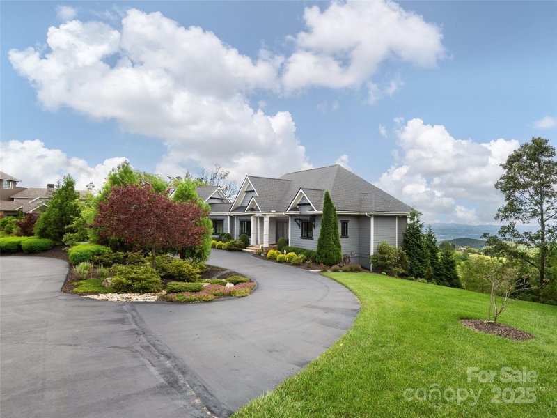 Property image 3 of 89 N Snow Ridge Drive in Grand Highlands at Bearwallow, Hendersonville, NC 28792