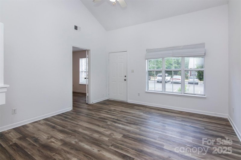 Property image 2 of 7546 Petrea Lane in The Landing at Hickory Grove, Charlotte, NC 28227