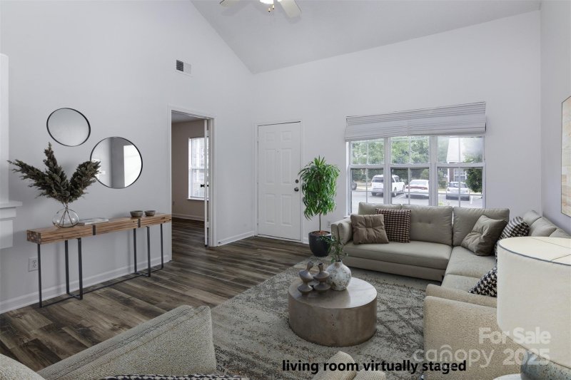 Property image 3 of 7546 Petrea Lane in The Landing at Hickory Grove, Charlotte, NC 28227