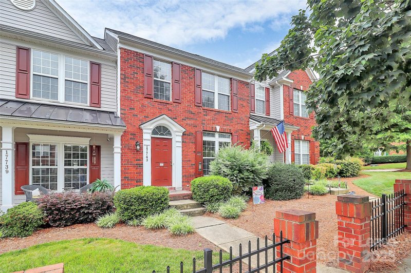 Property image 3 at 17743 Delmas Drive, Cornelius, NC 28031