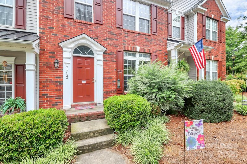 Property image 4 at 17743 Delmas Drive, Cornelius, NC 28031