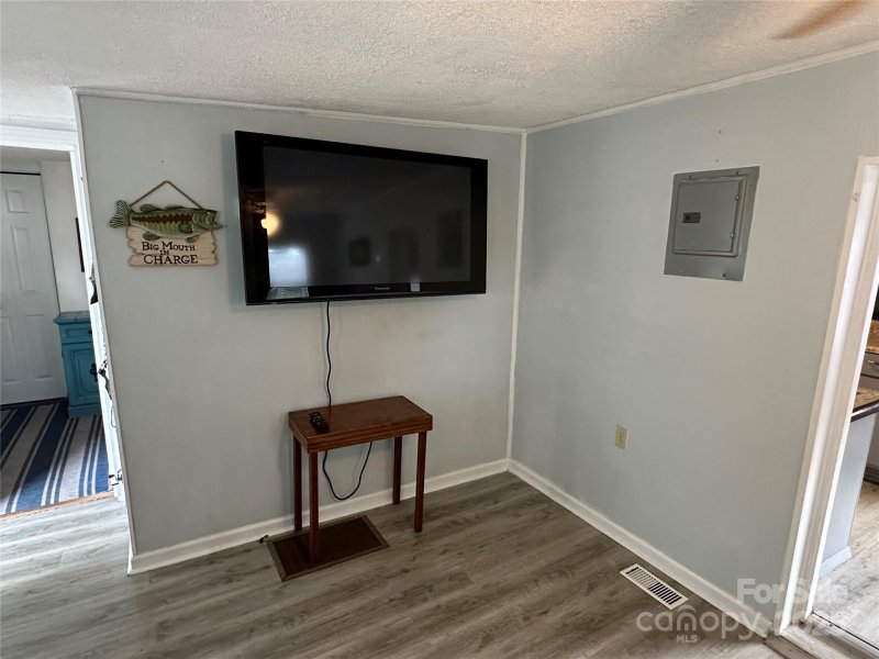 Property image 5 of 105 Marina Lane in Badin Shores Resort, New London, NC 28127