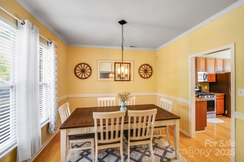 Property image 4 of 10140 Hawkeye Drive in Steele Creek, Charlotte, NC 28273