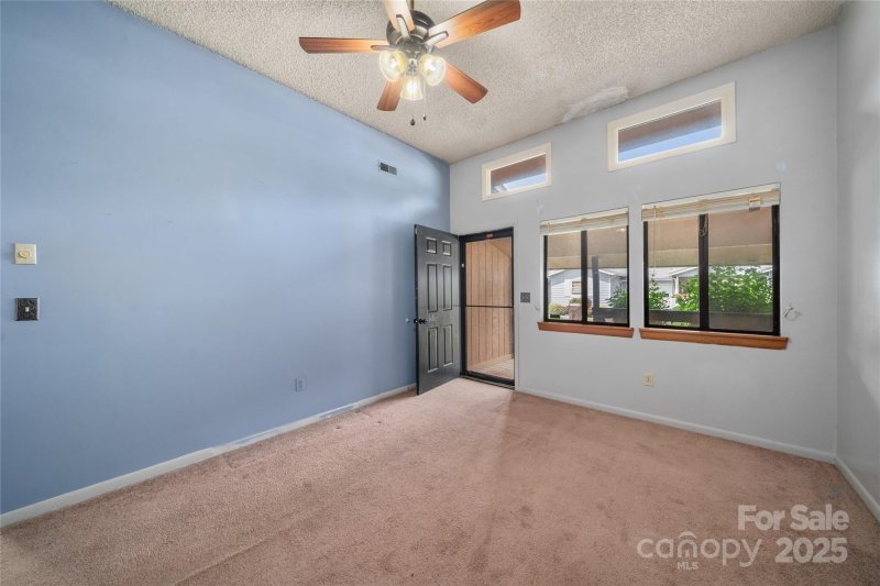 Property image 5 of 94 Market Street in Village Glen, Maggie Valley, NC 28751