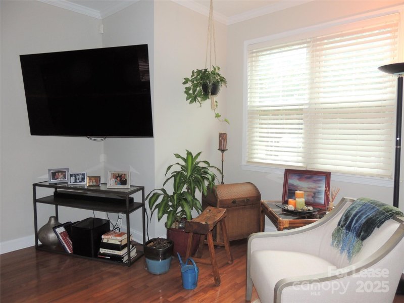 Property image 3 at 222 Torrence Street, Charlotte, NC 28204