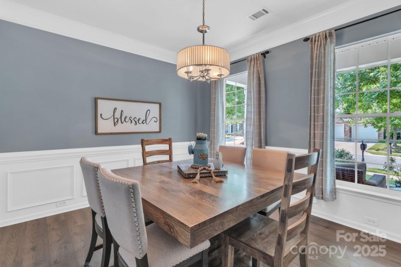 Property image 3 at 10121 Halkirk Manor Lane, Charlotte, NC 28278