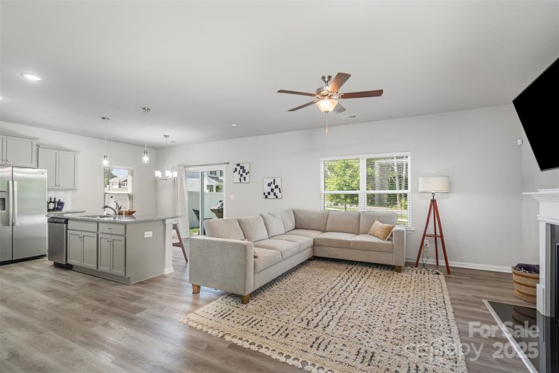 Property image 4 of 2014 Karen Woods Lane in Mcgee Place, Charlotte, NC 28216