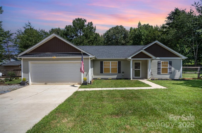 457 Summer Ridge Road