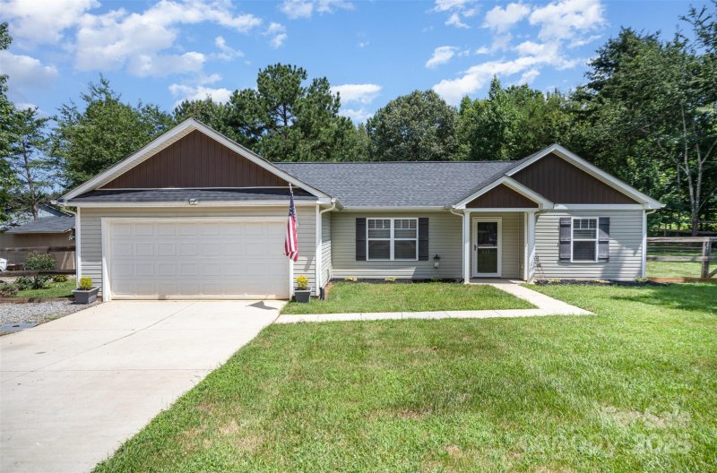 Property image 3 at 457 Summer Ridge Road, Stanley, NC 28164