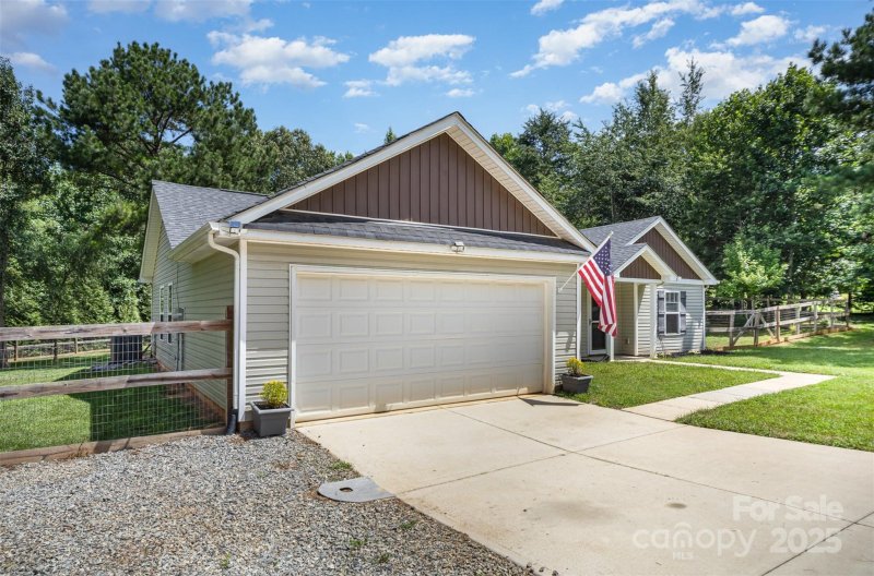 Property image 4 at 457 Summer Ridge Road, Stanley, NC 28164